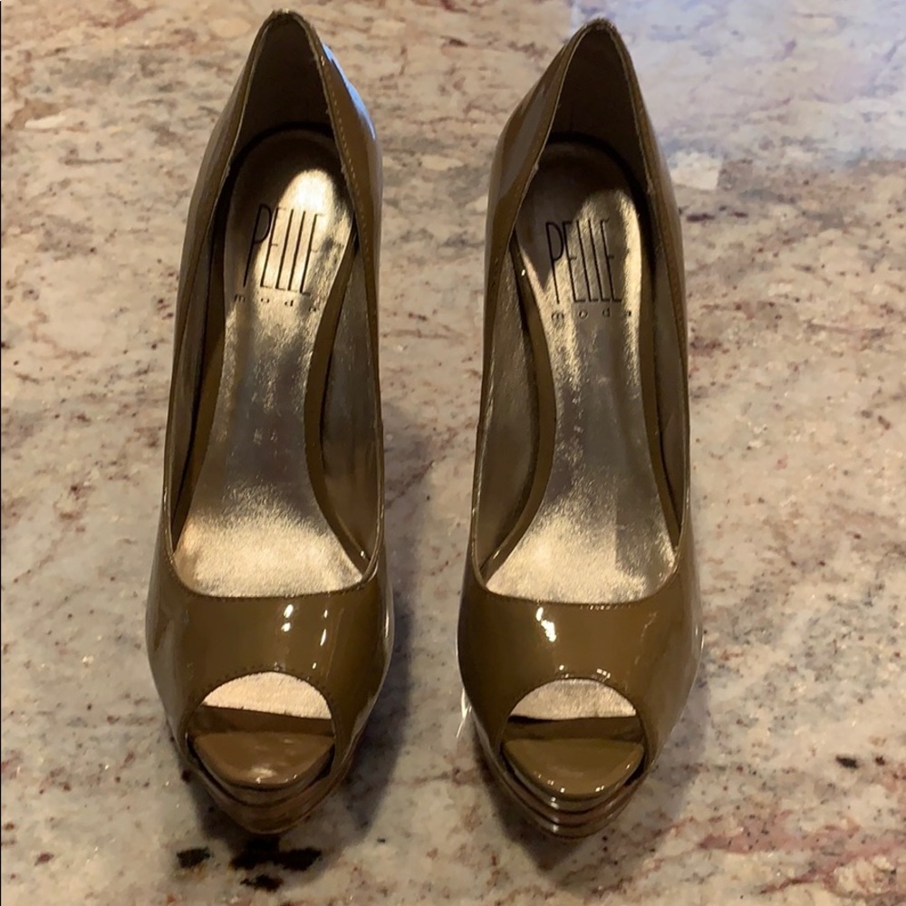 Women’s Pelle Moda platform heels